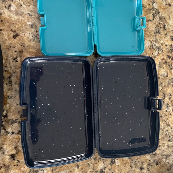 Caboodles cases - Picture 3 of 3